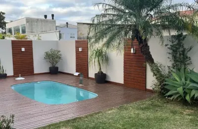 Casa com 3 quartos à venda na Rua Mário Neves de Oliveira, 123, Centro, Palhoça