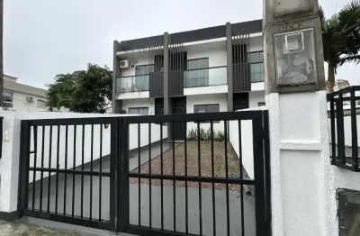 Casa em condomínio fechado com 2 quartos à venda na Rua Arcendino dos Santos, 591, São Sebastião, Palhoça