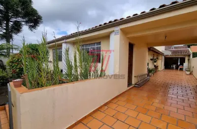 Casa com 3 quartos à venda na Rua Reverendo Lauro de Castro, 96, Cajuru, Curitiba