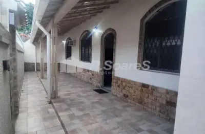 Casa com 2 quartos à venda na rua teodoro sampaio, jardim sulacap, rio de janeiro, 100 m2 por r$ 650.000