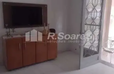 Apartamento com 2 quartos à venda na rua comendador agostinho d'almeida, oswaldo cruz, rio de janeiro, 60 m2 por r$ 249.000