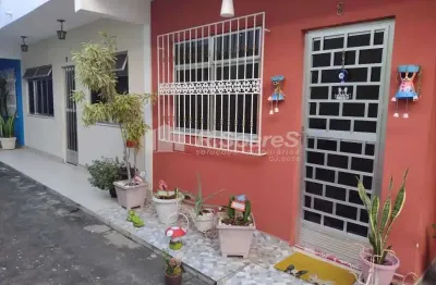 Casa em condomínio fechado com 3 quartos à venda na rua frei sampaio, marechal hermes, rio de janeiro, 86 m2 por r$ 390.000