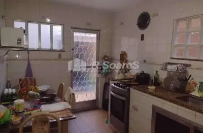 Casa com 3 quartos à venda na rua comendador agostinho d'almeida, oswaldo cruz, rio de janeiro, 80 m2 por r$ 300.000
