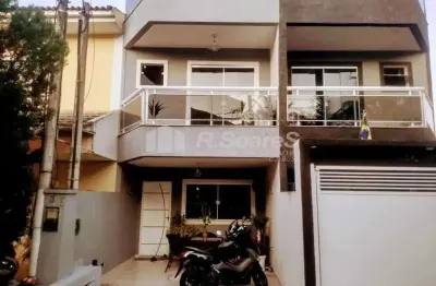 Casa em condomínio fechado com 3 quartos à venda na estrada do rio grande, taquara, rio de janeiro, 70 m2 por r$ 428.999