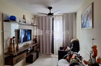 Apartamento com 2 quartos à venda na rua piraquara, realengo, rio de janeiro, 43 m2 por r$ 225.000