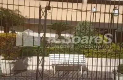 Apartamento com 2 quartos à venda na rua quiririm, vila valqueire, rio de janeiro, 50 m2 por r$ 230.000