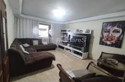 Casa com 3 quartos à venda na rua sapopemba, bento ribeiro, rio de janeiro, 206 m2 por r$ 800.000