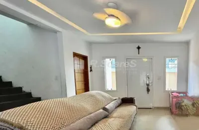 Casa com 4 quartos à venda na rua vicente neiva, jardim sulacap, rio de janeiro, 261 m2 por r$ 900.000