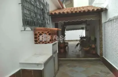 Casa com 2 quartos à venda na rua arcozelo, vila valqueire, rio de janeiro, 160 m2 por r$ 890.000