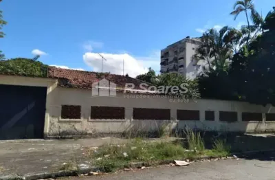 Casa com 3 quartos à venda na rua capitão menezes, praça seca, rio de janeiro, 1462 m2 por r$ 760.000