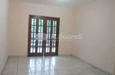 Casa em condomínio fechado com 2 quartos à venda na rua vicente neiva, jardim sulacap, rio de janeiro, 128 m2 por r$ 315.000