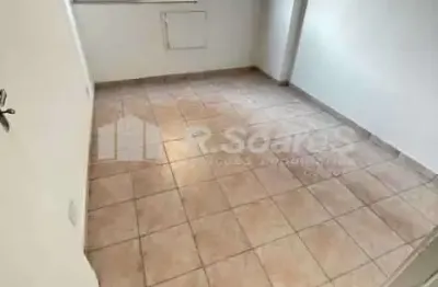 Apartamento com 2 quartos à venda na rua quiririm, vila valqueire, rio de janeiro, 54 m2 por r$ 225.000