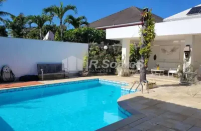 Casa em condomínio fechado com 4 quartos à venda na rua zeno zani, barra da tijuca, rio de janeiro, 504 m2 por r$ 4.500.000