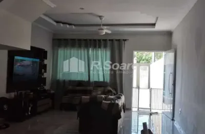 Casa em condomínio fechado com 2 quartos à venda na avenida carlos pontes, jardim sulacap, rio de janeiro, 150 m2 por r$ 410.000