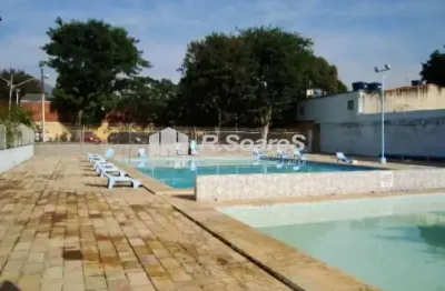 Apartamento com 2 quartos à venda na rua piraquara, realengo, rio de janeiro, 55 m2 por r$ 230.000