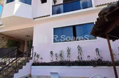 Casa com 5 quartos à venda na rua jaunas, vila valqueire, rio de janeiro, 152 m2 por r$ 685.000
