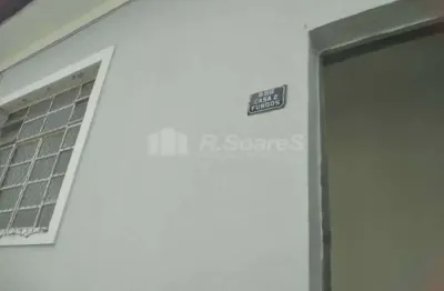 Casa com 2 quartos à venda na rua quiririm, vila valqueire, rio de janeiro, 60 m2 por r$ 205.000