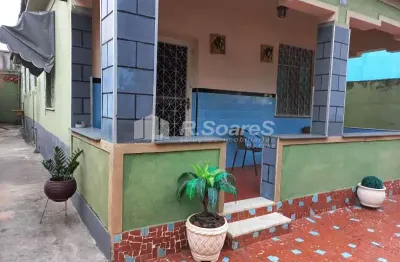 Casa com 3 quartos à venda na avenida engenheiro pires rebelo, bangu, rio de janeiro, 106 m2 por r$ 215.000