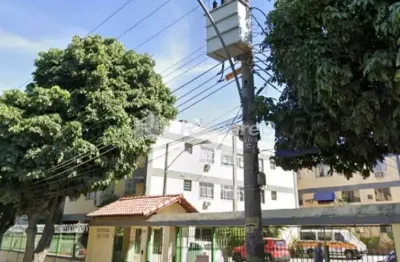 Apartamento com 2 quartos à venda na rua zagreb, bangu, rio de janeiro, 44 m2 por r$ 160.000
