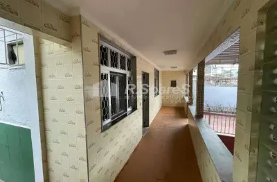 Casa com 3 quartos à venda na rua jagoroaba, vila valqueire, rio de janeiro, 200 m2 por r$ 600.000
