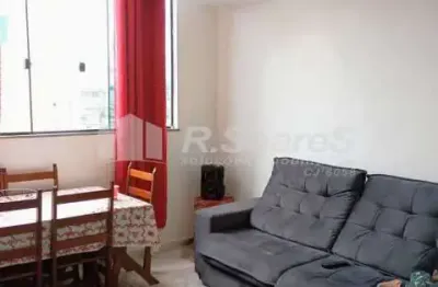 Casa com 2 quartos à venda na rua cataguases, oswaldo cruz, rio de janeiro, 100 m2 por r$ 250.000