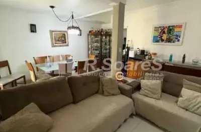 Casa com 5 quartos à venda na rua jerônimo pinto, campinho, rio de janeiro, 213 m2 por r$ 799.000