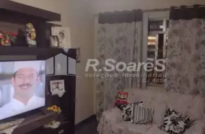 Apartamento com 2 quartos à venda na rua das rosas, vila valqueire, rio de janeiro, 70 m2 por r$ 380.000