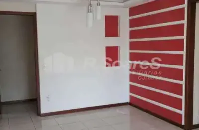 Apartamento com 2 quartos em marechal hermes, rua salomão filho.