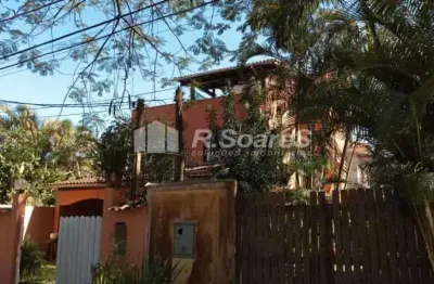 Casa em condomínio fechado com 4 quartos à venda na estrada dos bandeirantes, vargem pequena, rio de janeiro, 238 m2 por r$ 780.000
