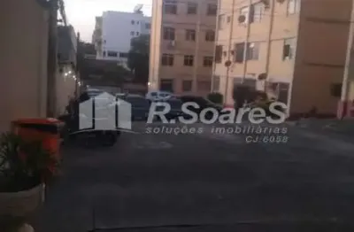 Apartamento com 2 quartos à venda na rua evaristo de morais, vila valqueire, rio de janeiro, 48 m2 por r$ 205.000
