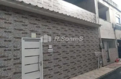 Casa com 2 quartos à venda na rua general sezefredo, realengo, rio de janeiro, 80 m2 por r$ 180.000