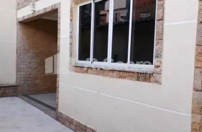 Casa em condomínio fechado com 4 quartos à venda na rua paulo vidal, realengo, rio de janeiro, 200 m2 por r$ 450.000