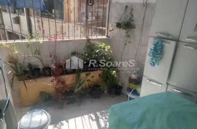 Apartamento com 2 quartos à venda na rua clara nunes, oswaldo cruz, rio de janeiro, 65 m2 por r$ 200.000