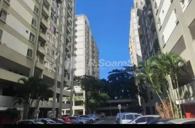 Apartamento com 2 quartos à venda na rua pinto teles, praça seca, rio de janeiro, 68 m2 por r$ 200.000