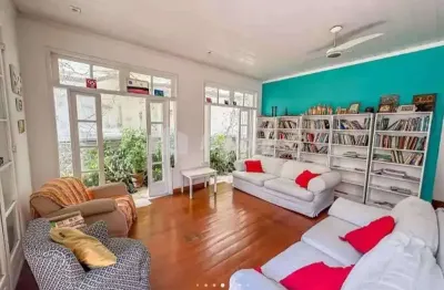 Cobertura duplex com 5 quartos, sendo 3 suítes, rua honório de barros, flamengo