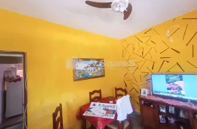 Casa com 2 quartos à venda na Rua Andrade Araújo, Oswaldo Cruz, Rio de Janeiro