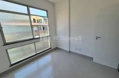 Apartamento com 3 quartos, suíte e vaga, Rua Bartolomeu Portela, Botafogo