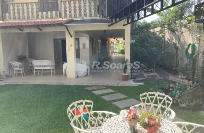 Casa em condomínio fechado com 4 quartos à venda na rua rui mafra, vila valqueire, rio de janeiro, 270 m2 por r$ 1.850.000