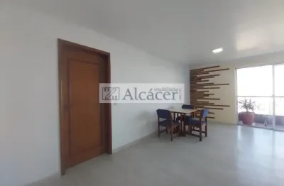 Apto com excelente area util (152m2) de frente ao cep (colégio estadual do paraná)