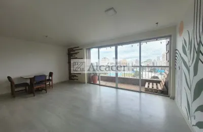 Amplo apartamento (152m²) com vista aberta para o passeio público e colégio estadual do paraná