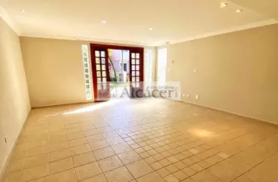 Casa em condomínio, ampla, segura e ensolarada no butiatuvinha