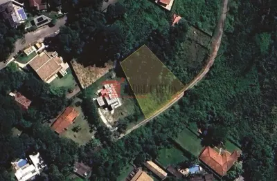 Terreno em condomínio fechado à venda na Chácara Santa Lúcia, Carapicuíba 