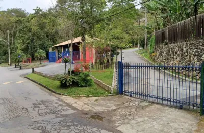 Terreno à venda no Jardim Tomé, Embu das Artes 