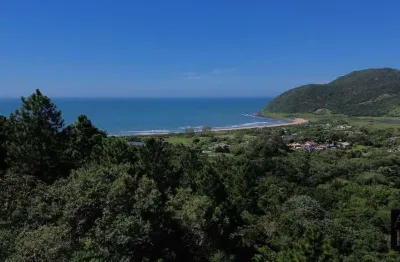 Terreno praia do silveira com vista ao mar e fácil acesso ao centro