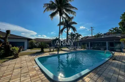 Casa com 4 quartos à venda na rua treze de maio, 113, estradinha, paranaguá, 296 m2 por r$ 1.500.000