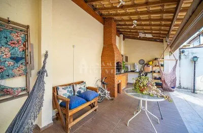 Casa em condomínio fechado com 3 quartos à venda na Rua Guarujá, Parque Rincão, Cotia