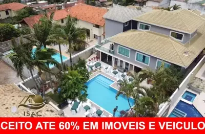 Linda chácara com 720mtrs² de terreno e aproximadamente 530mtrs2 de a/c contendo 02 casas