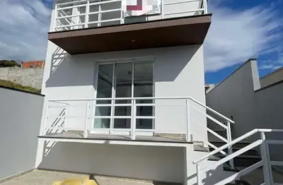 Belo!! sobrado a venda em terra preta, mairiporã/sp