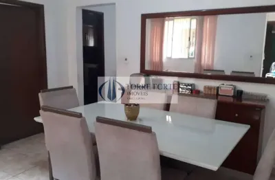 Casa 3 dormitórios 2 banheiros 2 vagas na vila antonieta