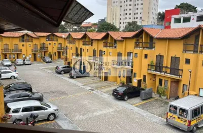 Casa em condominio fechado com 3 dormitorios 2 vagas na cidade lider.
